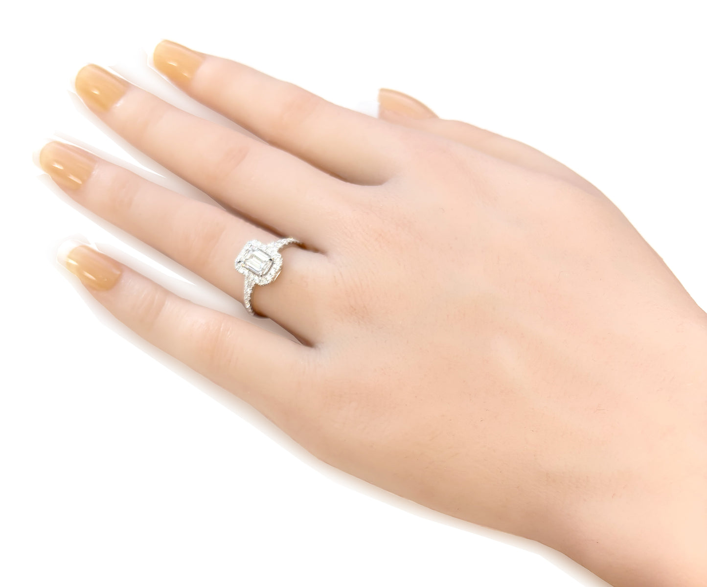 18K E無色 ダイヤモンドリング 0.889ct VS2 エメラルドカット