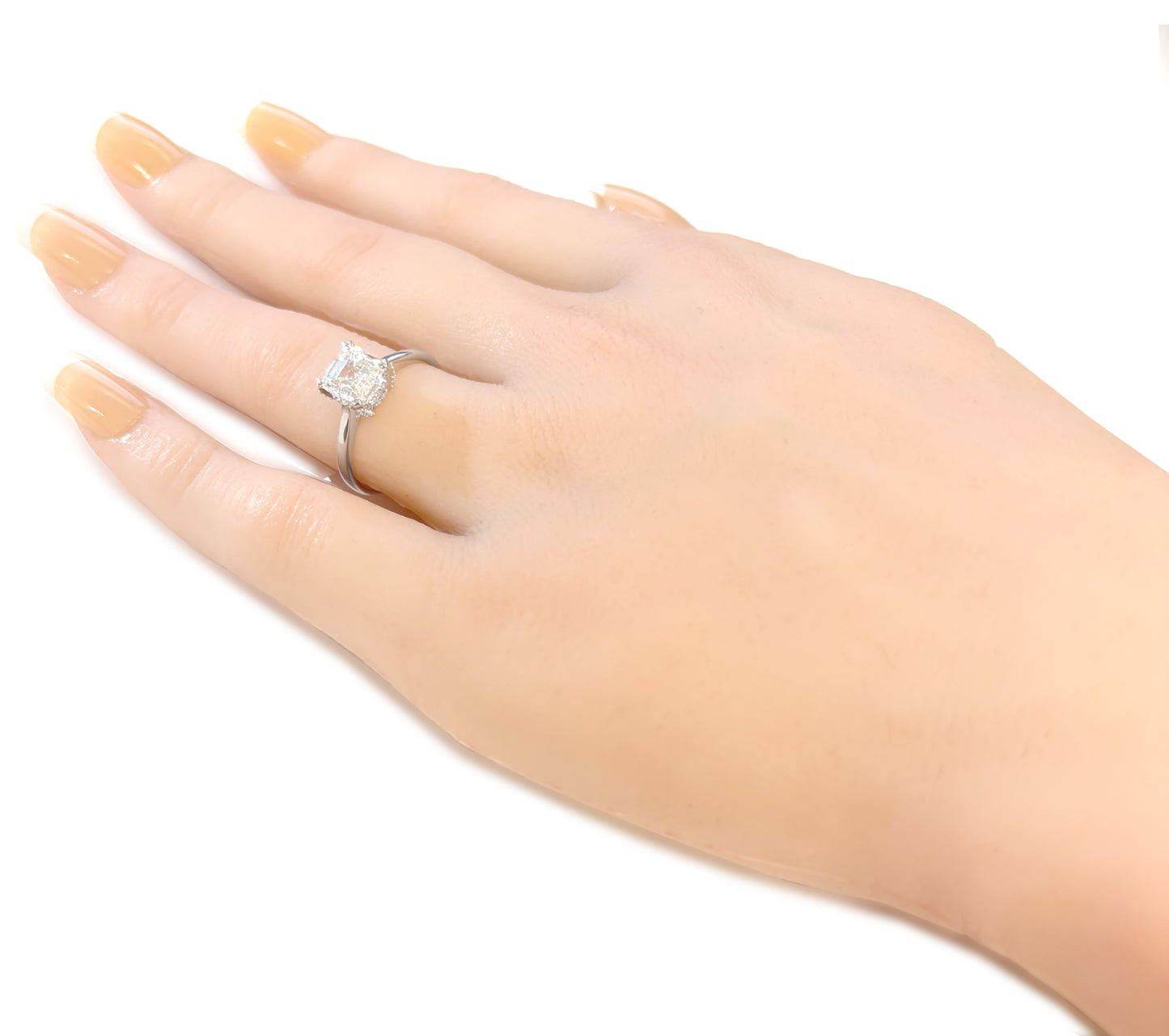 18K スクエアエメラルドダイヤモンドリング 1.69ct