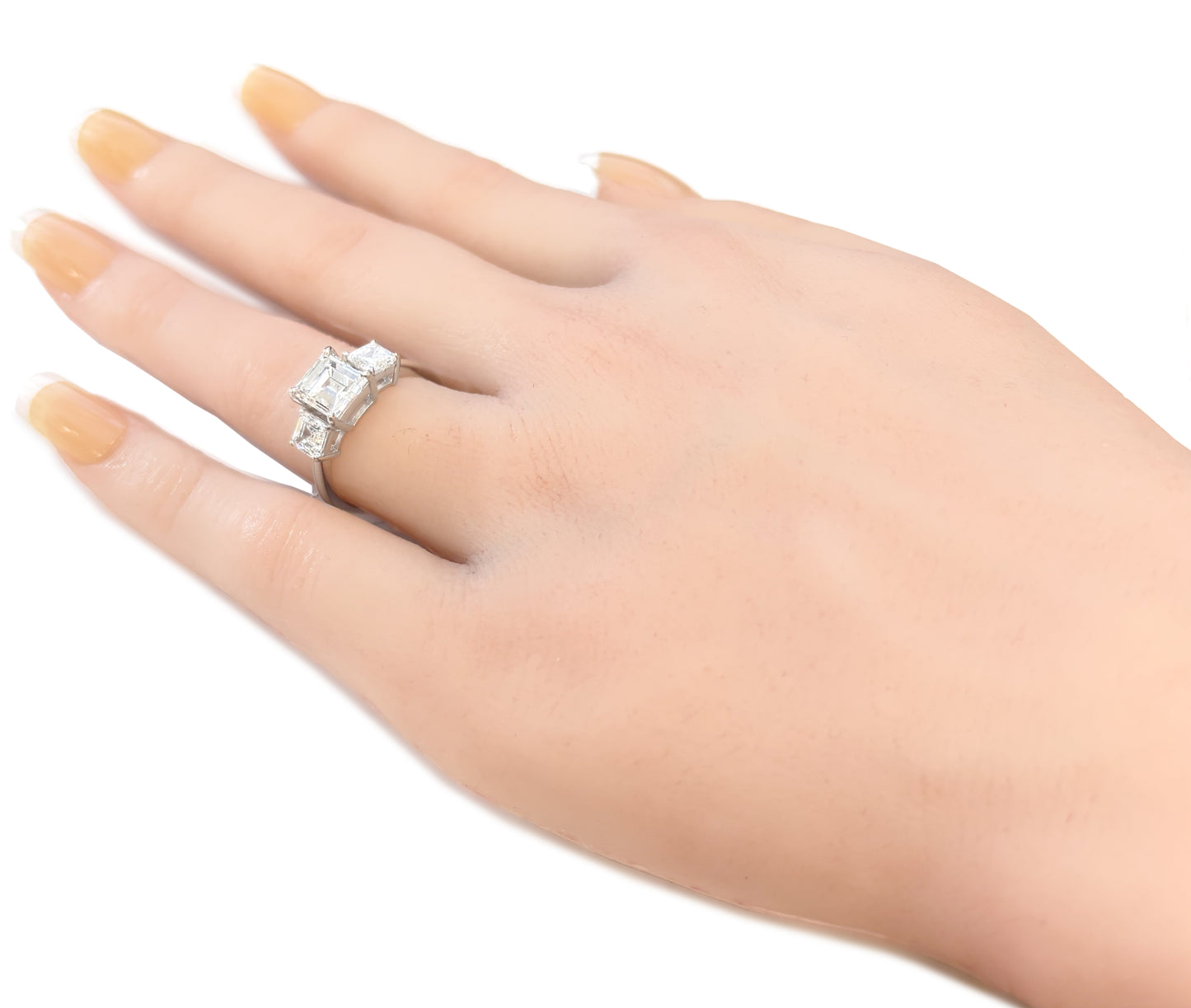 18K ほぼ無色 ダイヤモンドリング 2.588ct VS2 エメラルドカット