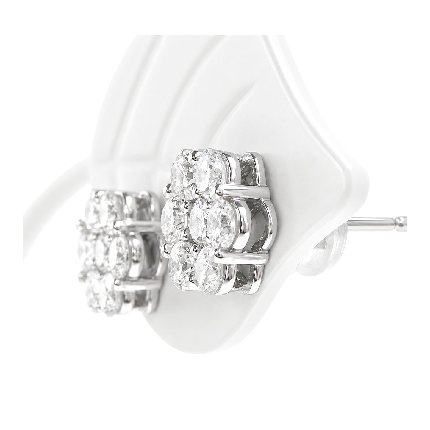 18K フラワーダイヤモンドピアス 0.92ct ラウンド