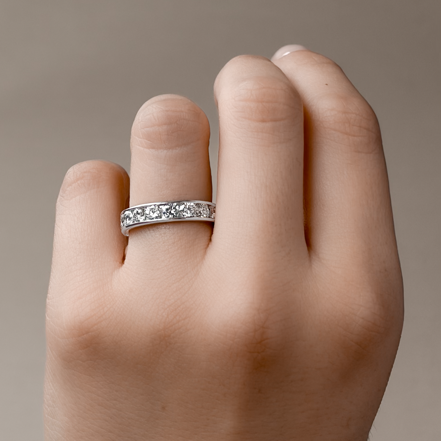 18K 無色 ダイヤモンドリング 1.42ct 9石 ラウンドカット