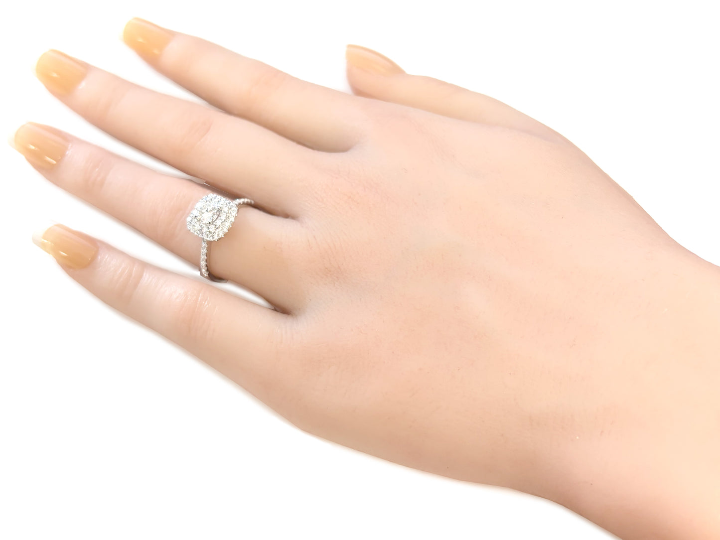 18K ほぼ無色G ダイヤモンドリング 1.005ct SI1 ラウンドカット