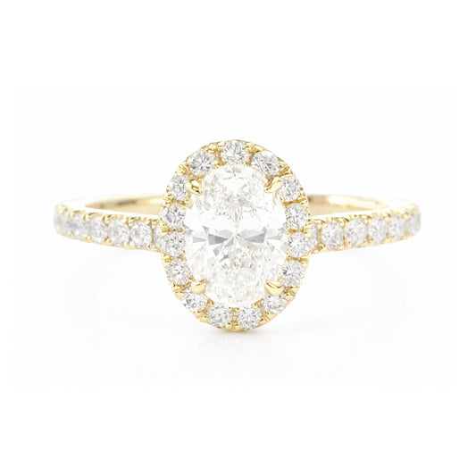 18K Oval-cut Colorless Diamond Ring - 0.835ct