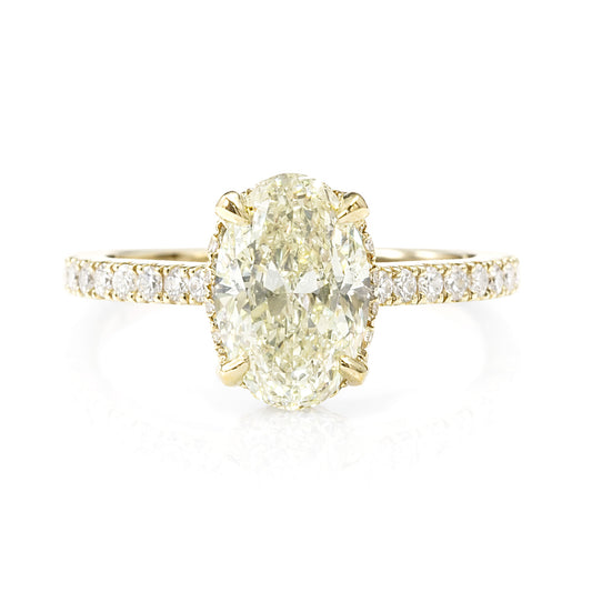18K Oval-cut Very Light Yellow Diamond Ring - 1.787ct