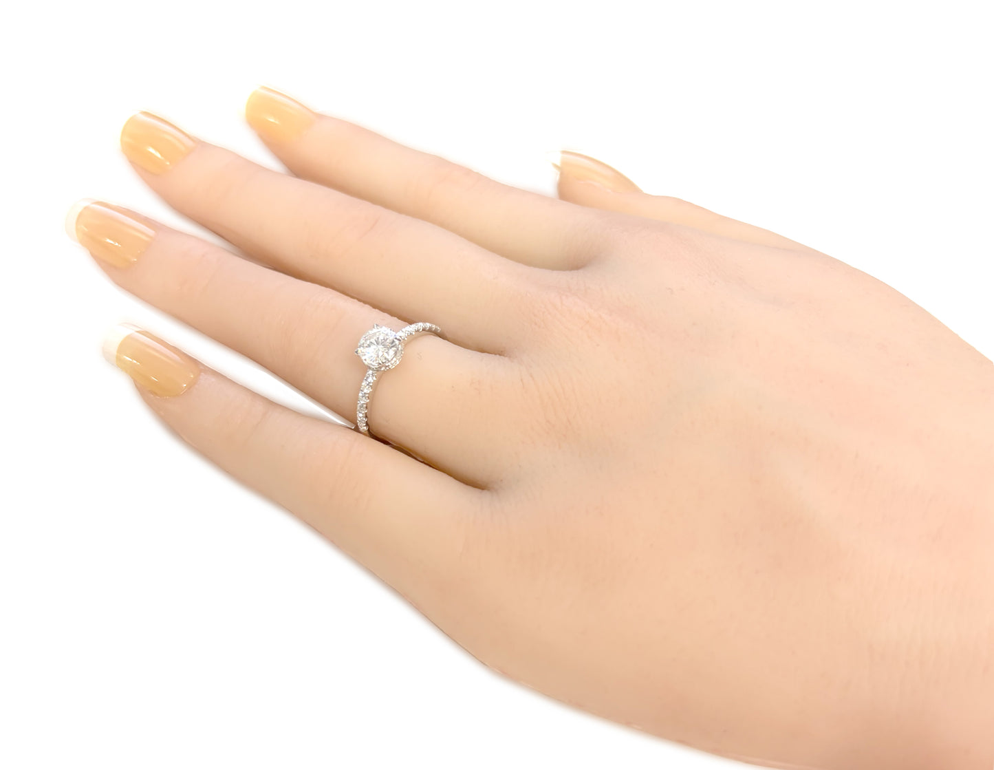 18K 無色E ダイヤモンドリング 1.025ct VS2 ラウンドカット