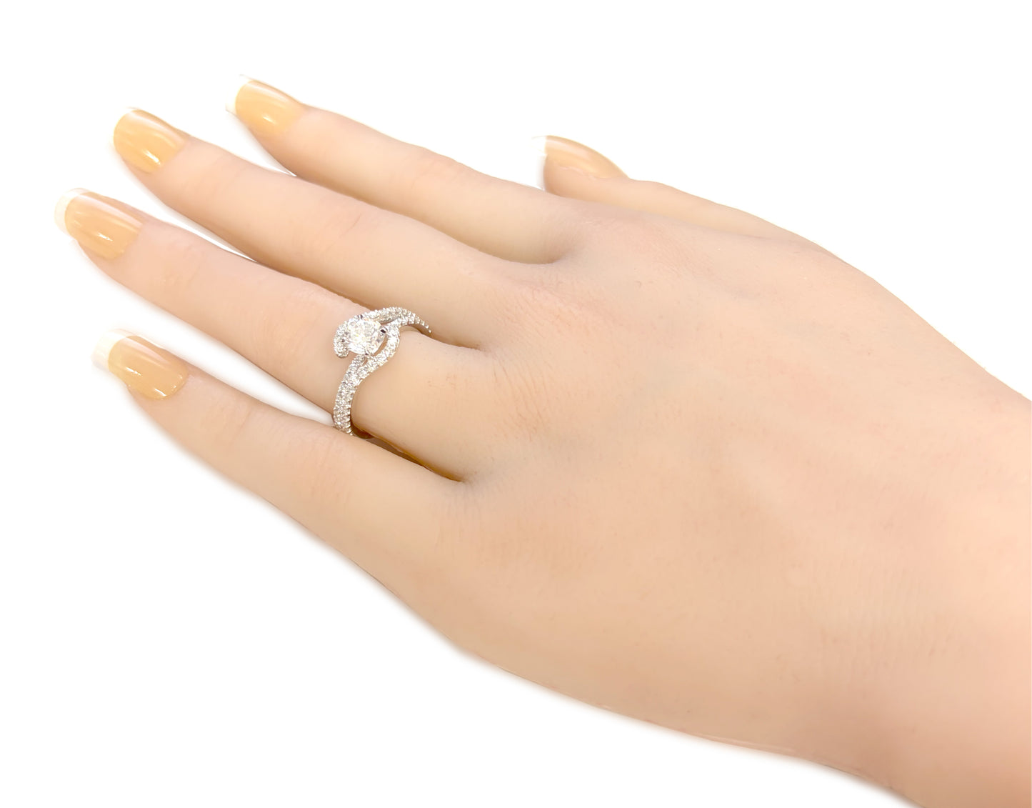 18K Round-cut Colorless Diamond Ring - 1.362ct
