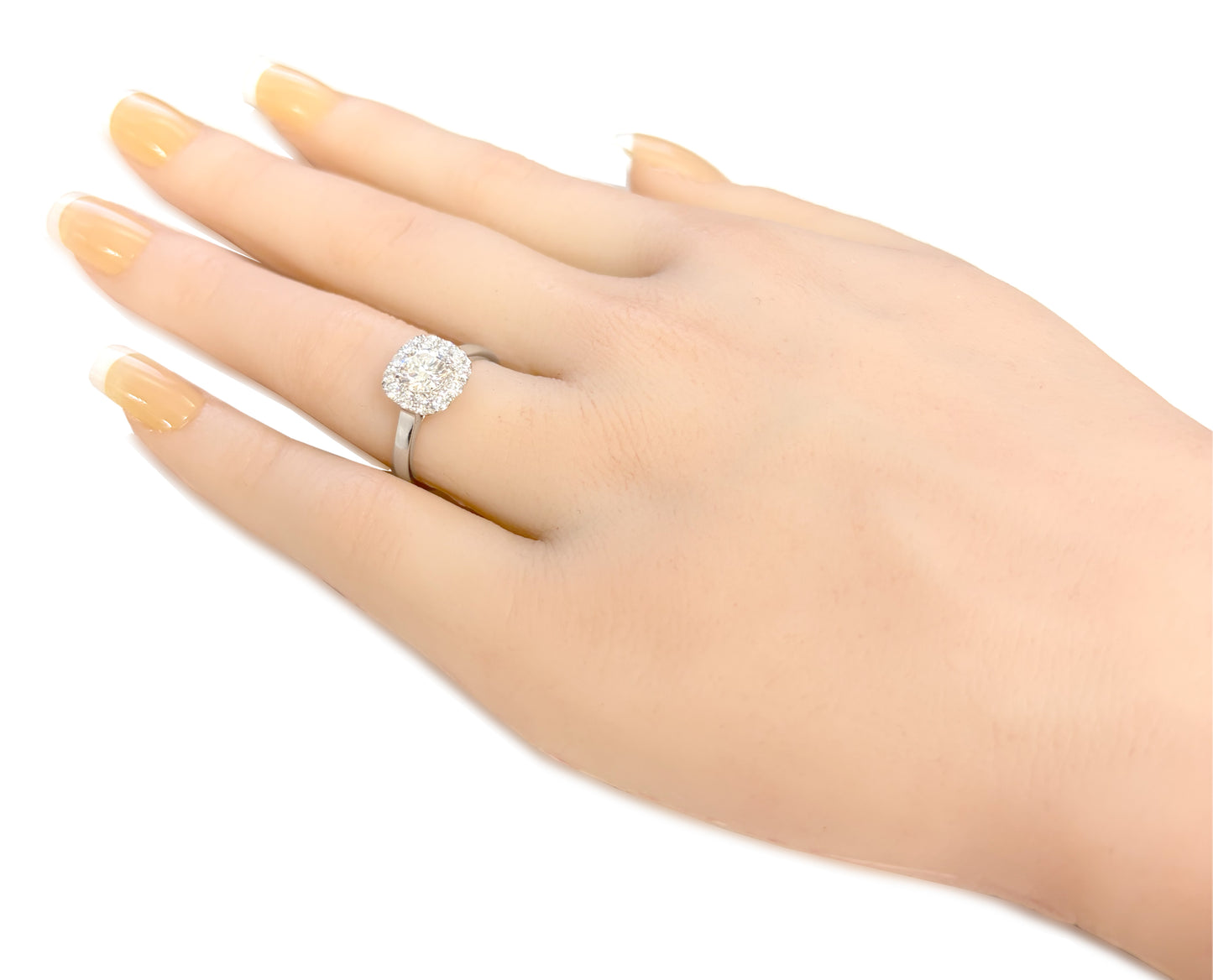 18K Near Colorless Diamond Ring Round-cut - 1.087ct