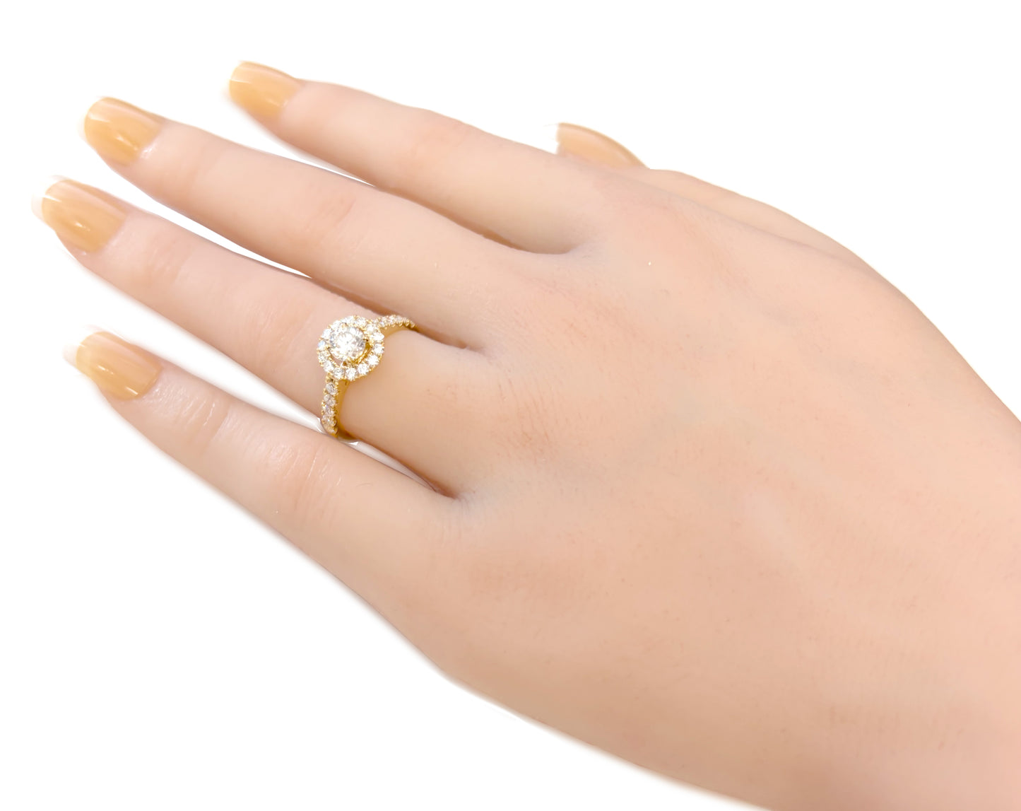 18KYG Round-cut Near Colorless Diamond Ring - 1.019ct 