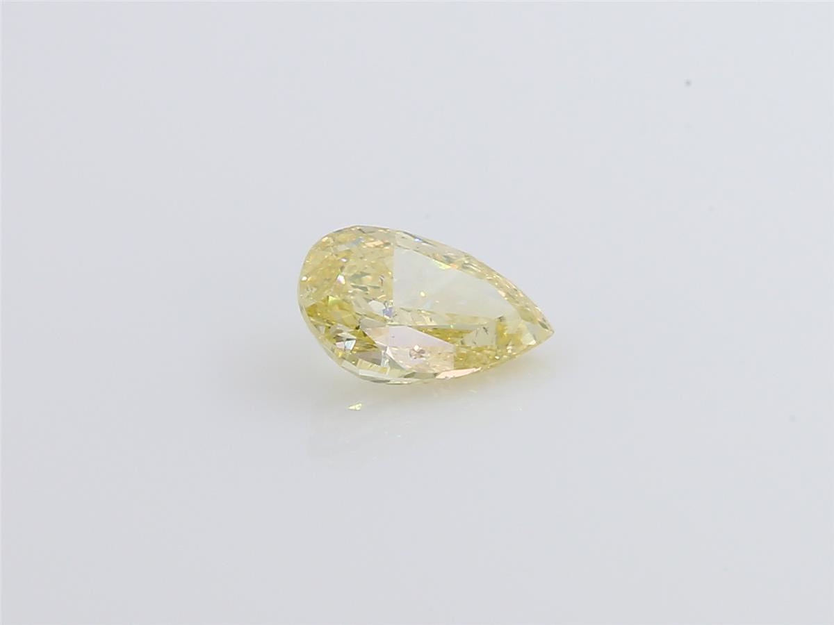 天然ダイヤモンドルース 1.028ct ファンシーグリーンイエロー ペア ダイヤモンド映像