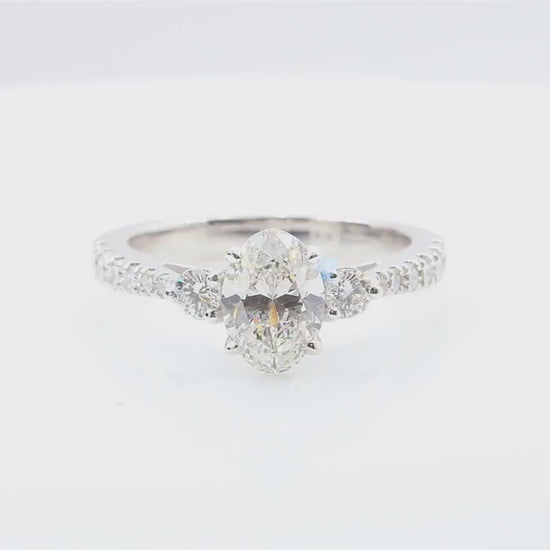 天然ダイヤモンドリング 1.374ct Oval 18KWG 映像
