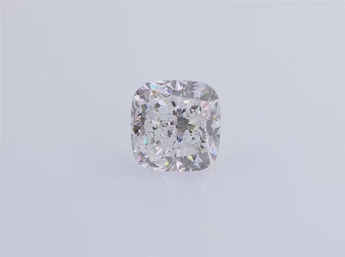 天然ダイヤモンドルース 2.02ct 無色E クッションダイヤモンド映像