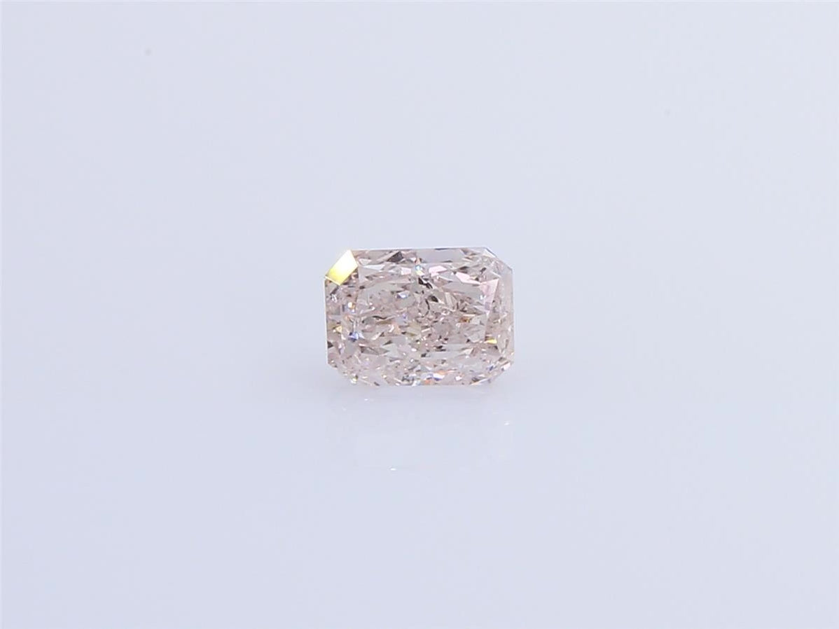 天然ダイヤモンドルース 0.516ct ライトオレンジピンク ラディアント ダイヤモンド映像