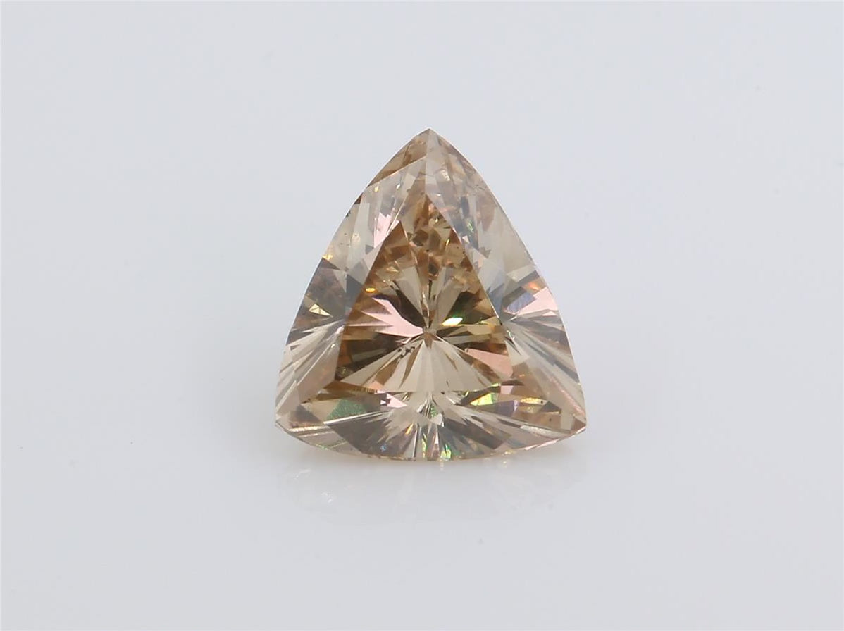 天然ダイヤモンドルース 4.163ct ファンシーライト ブラウン トリリアントダイヤモンド映像