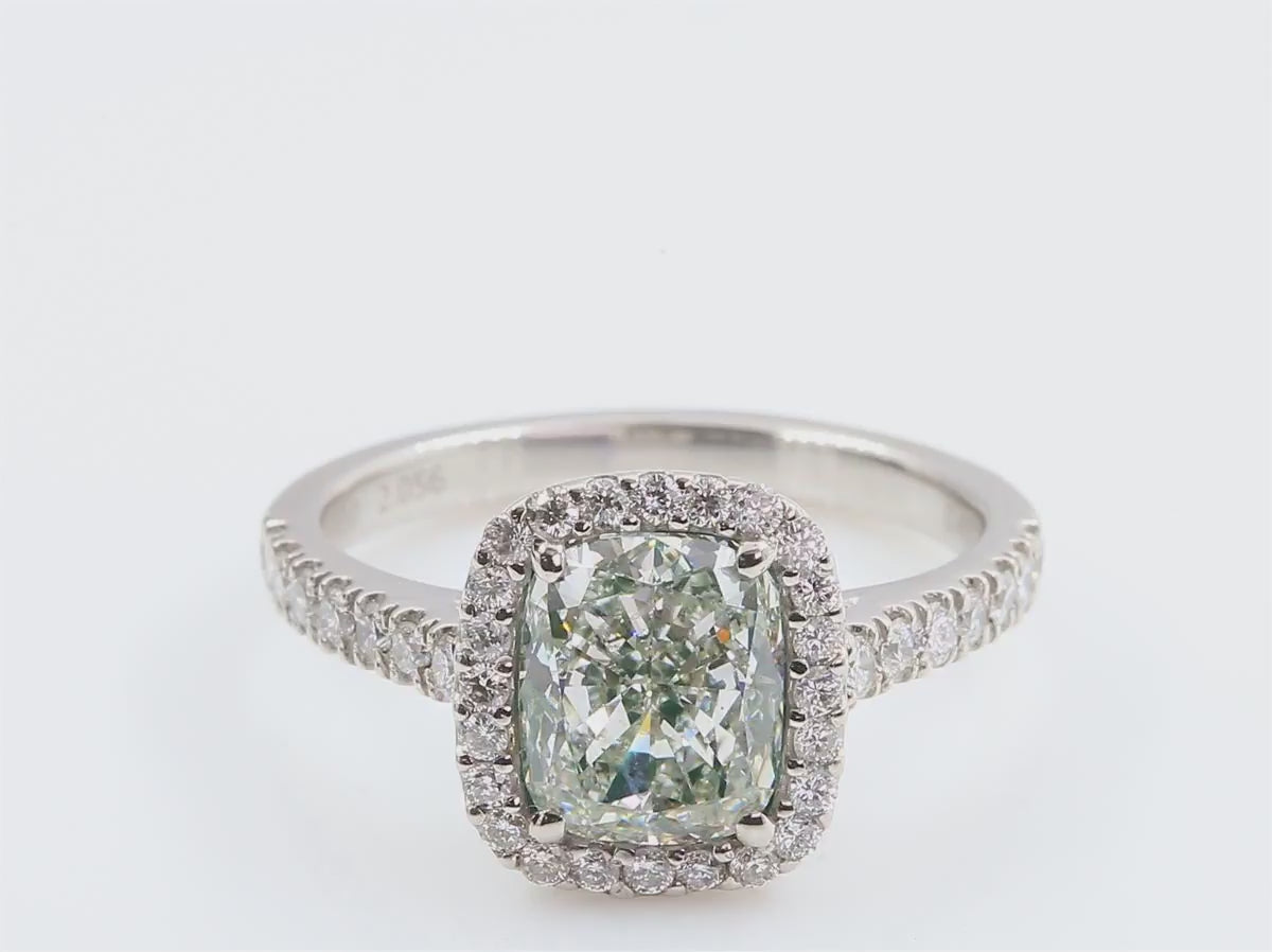 衝撃の激安コスパ・掘り出し物も PT900 SI1 Green Faint 2.456ct グリーンダイヤモンドリング アクセサリー