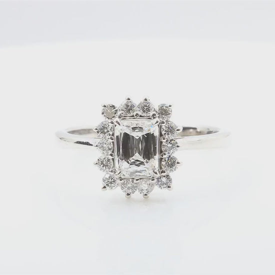 天然ダイヤモンドリング 1.35ct Emerald 18KWG 映像