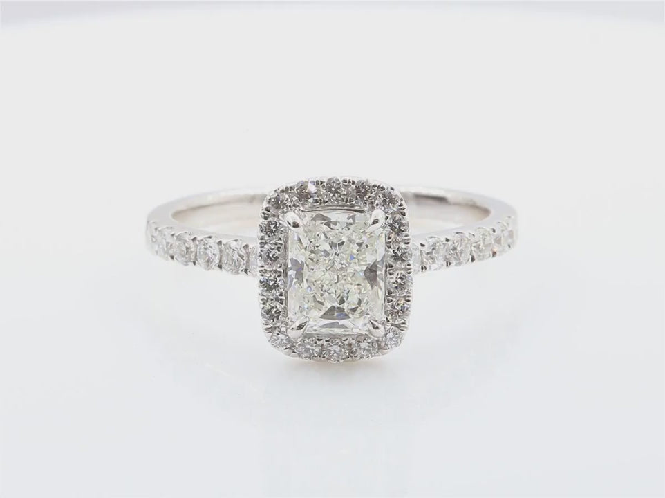 天然ダイヤモンドリング ほぼ無色 クッション VS2 1.003ct 映像