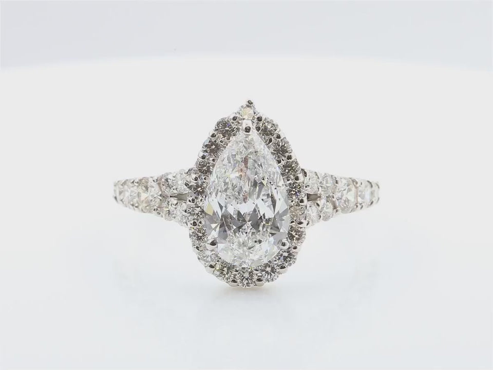 天然ダイヤモンドリング 2.601ct Pear PT950 映像