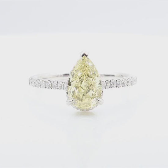 天然ダイヤモンドリング Yellow 2.254ct Pear 18KWG 映像