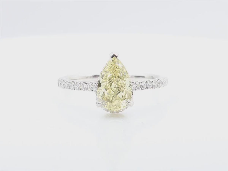 天然ダイヤモンドリング Yellow 2.254ct Pear 18KWG 映像