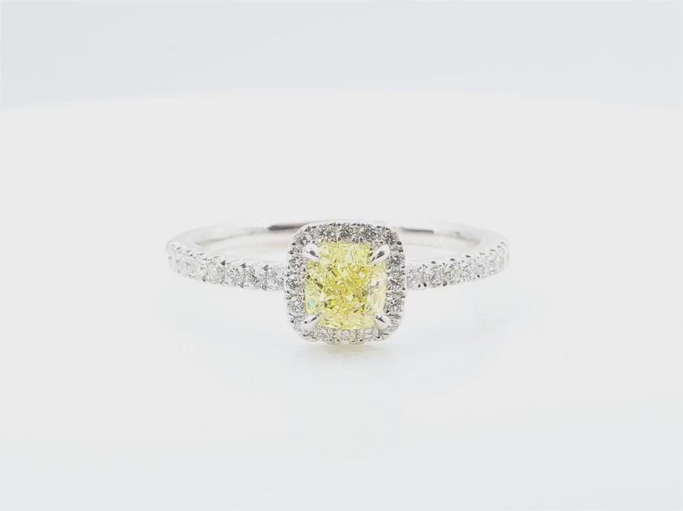 天然ダイヤモンドリング Yellow 1.017ct Cushion 18KWG 映像