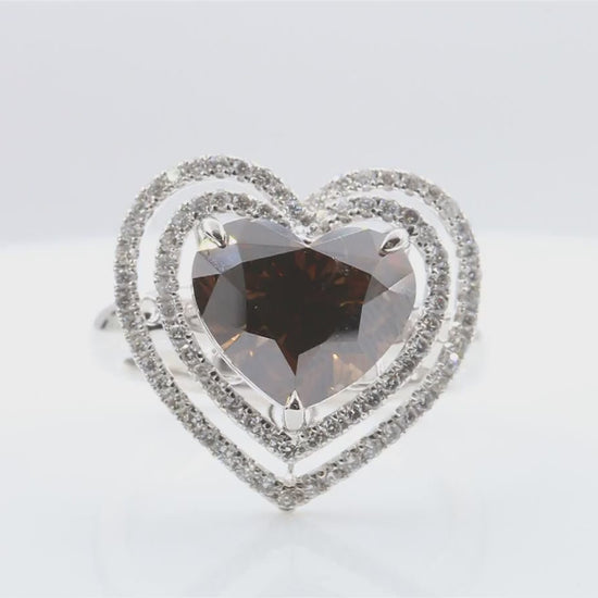 天然ダイヤモンドリング Brown 5.985ct Heart 18KWG 映像