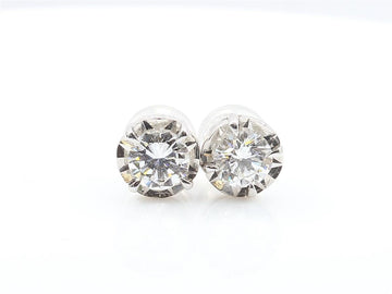 無色ダイヤモンド ラウンド ピアス - 0.731ct – Japan-diamond.com 