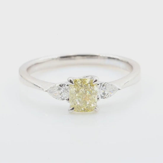天然ダイヤモンドリング ファンシーイエロー クッション SI1 0.912ct 映像