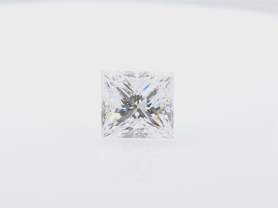 天然ダイヤモンドリング 無色 プリンセス VS2 3.03ct 映像