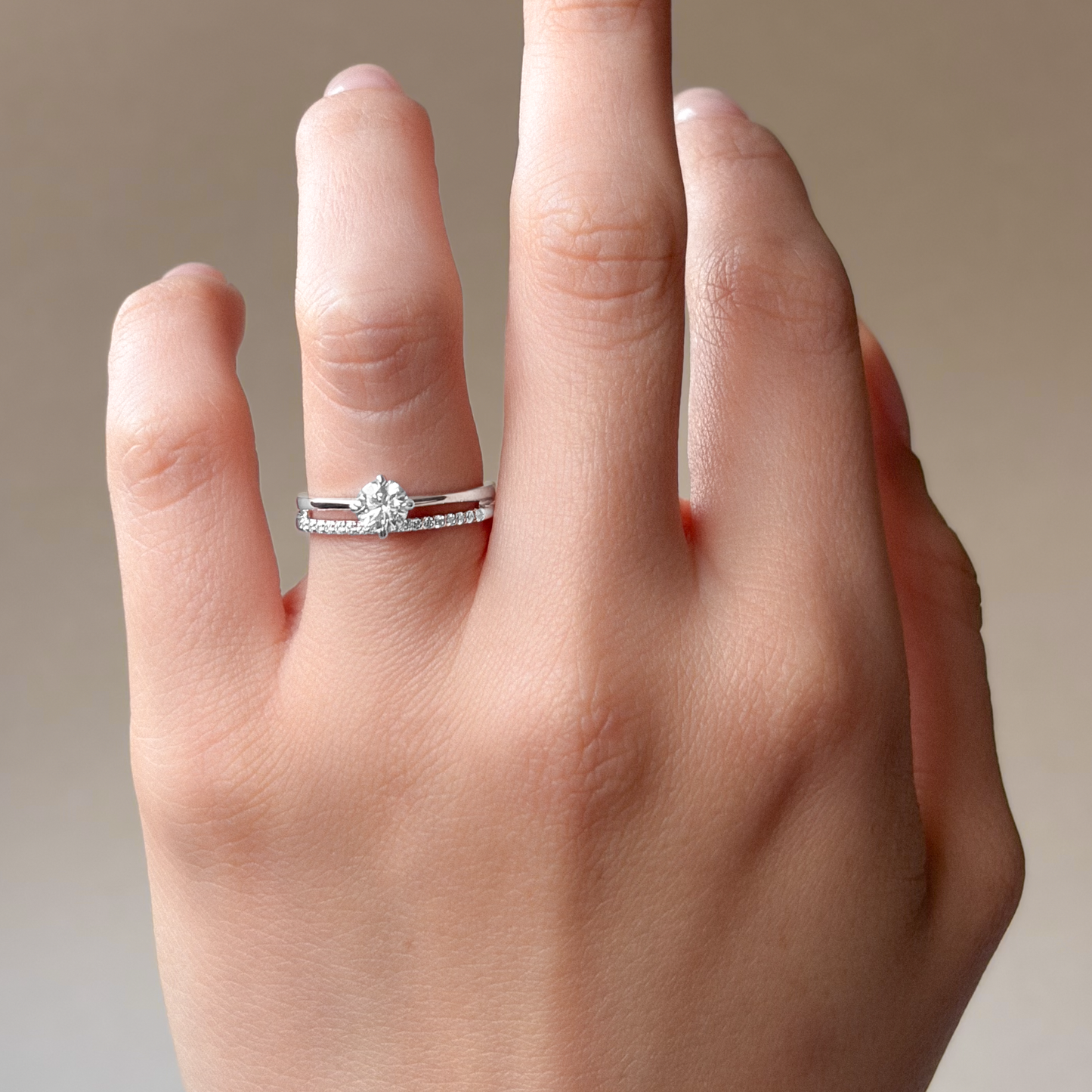 18KWG 無色E 天然ダイヤモンドリング 0.49ct ラウンドカット