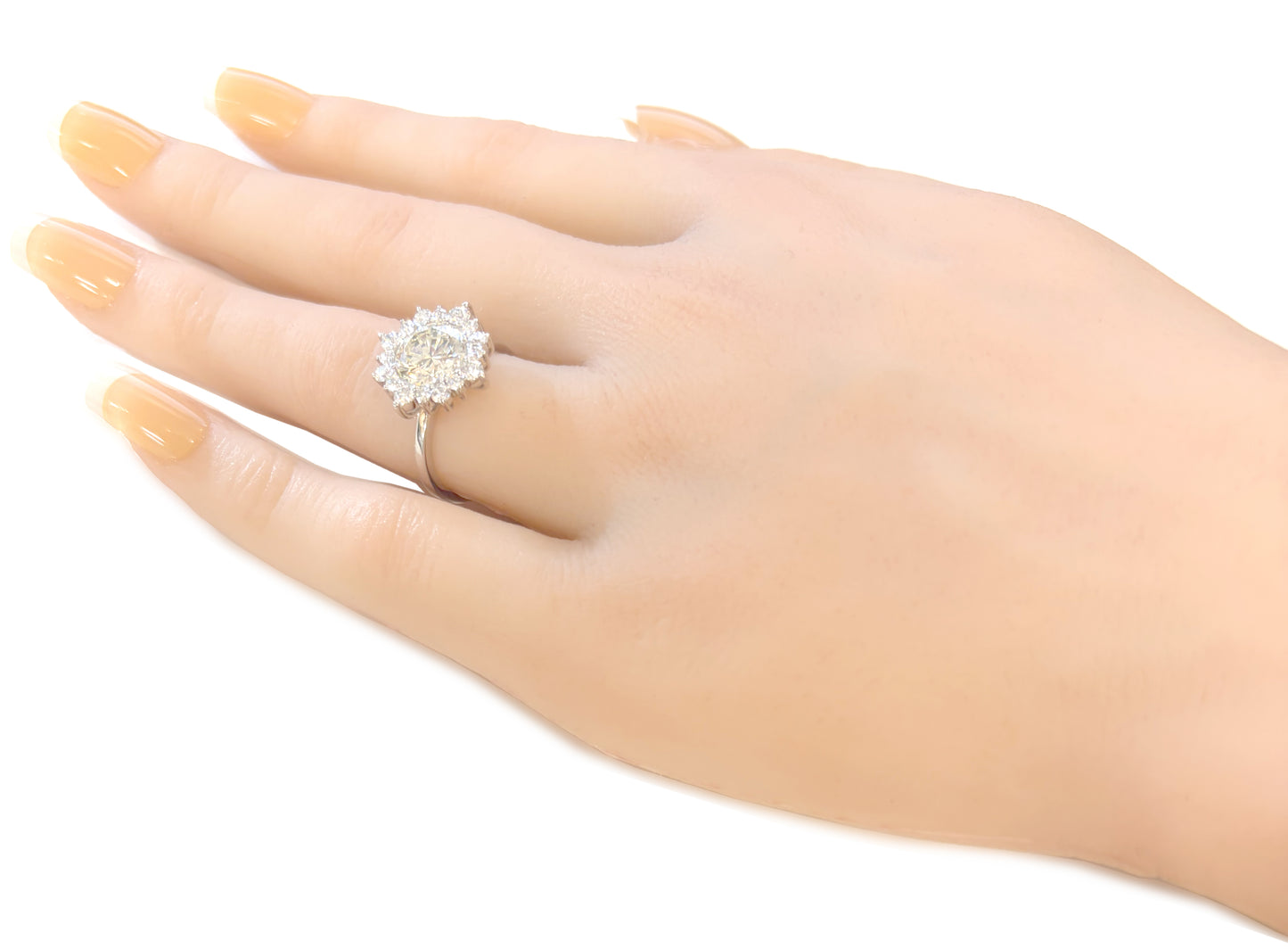 PT900 フェイントイエローダイヤモンドリング ラウンド - 2.594ct