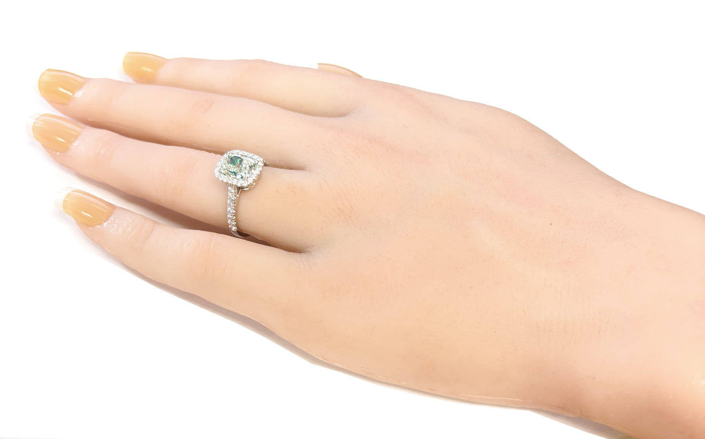 PT900 グリーンダイヤモンドリング 2.456ct Faint Green SI1 クッション