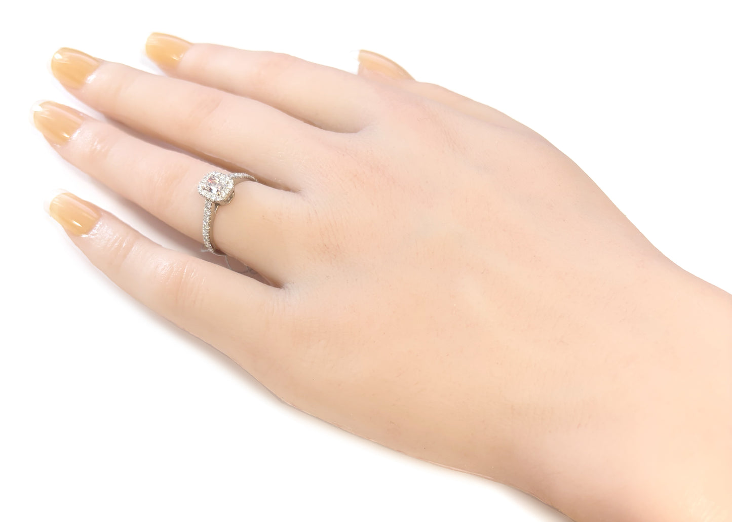 Mael Cushion Very Light Pink Diamond Ring - 0.735ct 