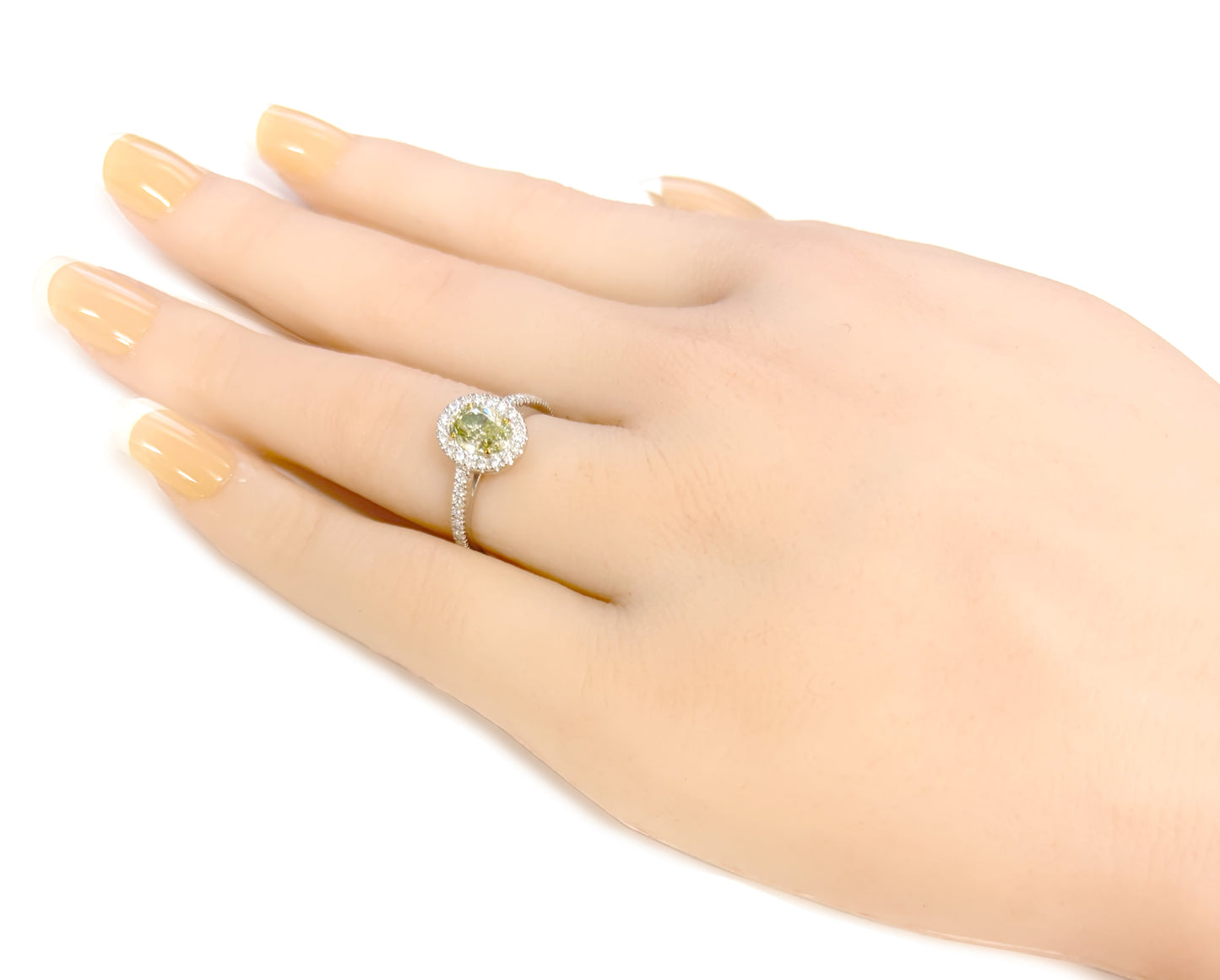 PT900 グリーンダイヤモンドリング 1.41ct Fancy Green Yellow SI1 オーバル